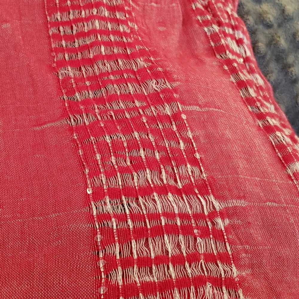 Red & cream infinity scarf - Picture 4 of 8